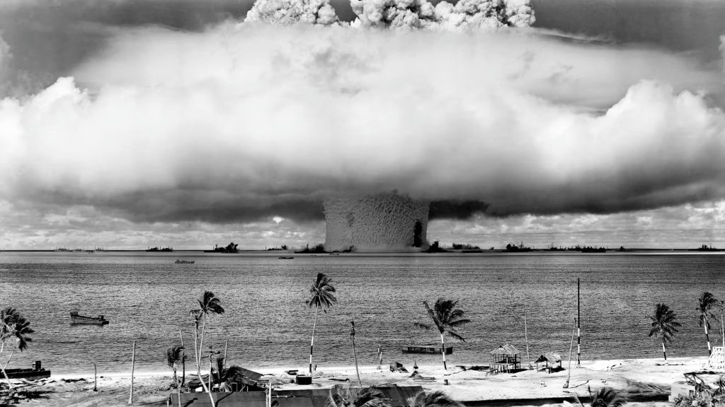 Nuclear bomb detonation bikini atoll